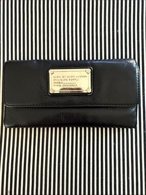 Marc by Marc Jacobs Black Leather Logo-Plate Wallet